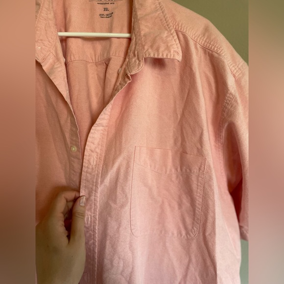 Men’s Big and Tall Button up shirt - Picture 3 of 3
